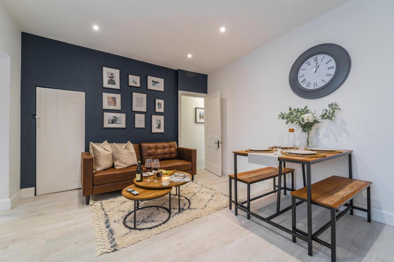 South View - 3 Bed Modern Chester House - Close To City Centre Kültér fotó