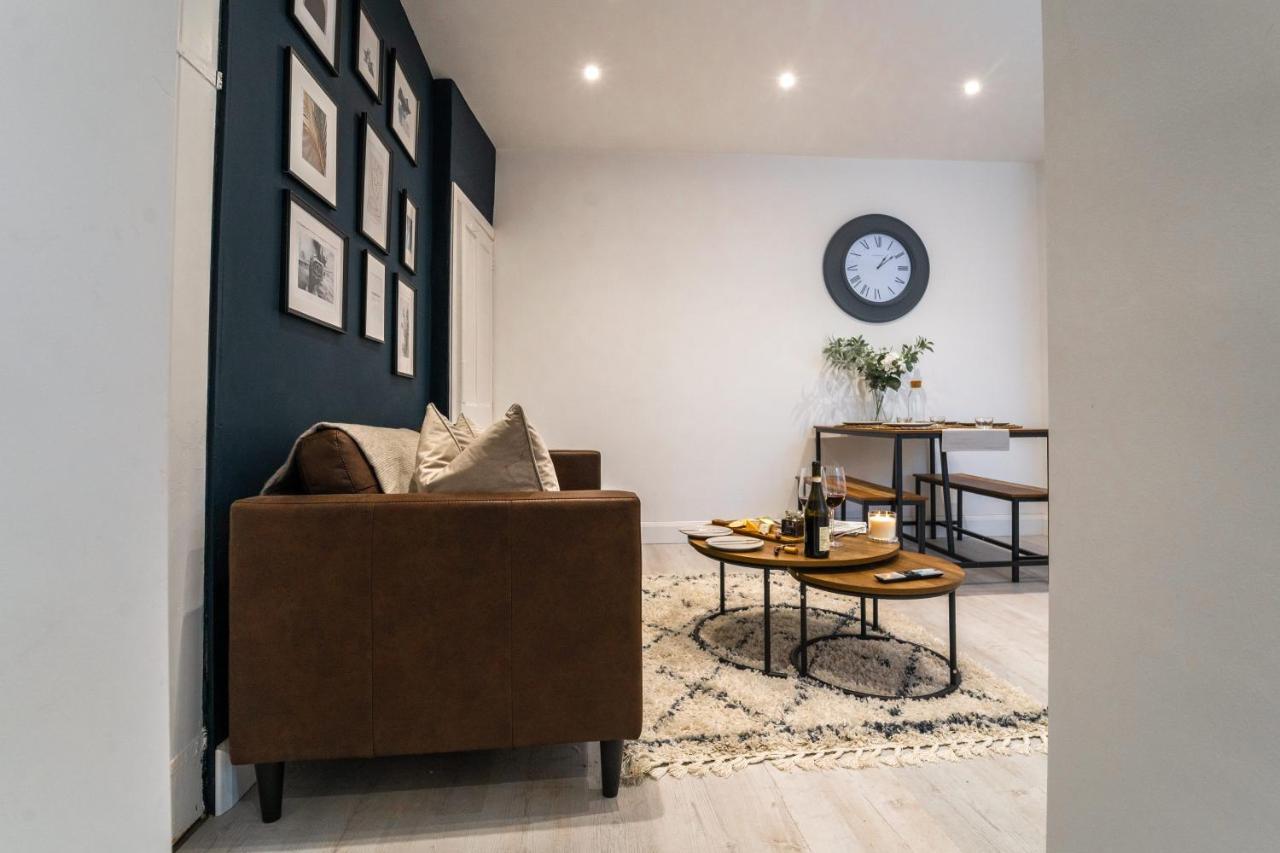South View - 3 Bed Modern Chester House - Close To City Centre Kültér fotó