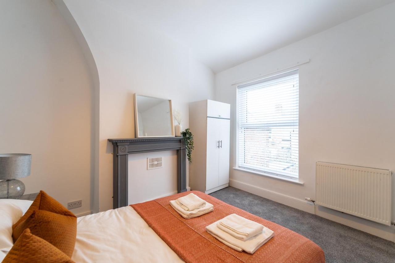 South View - 3 Bed Modern Chester House - Close To City Centre Kültér fotó