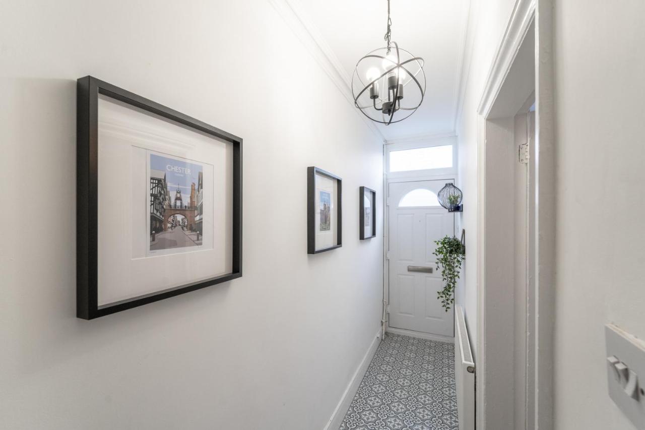 South View - 3 Bed Modern Chester House - Close To City Centre Kültér fotó